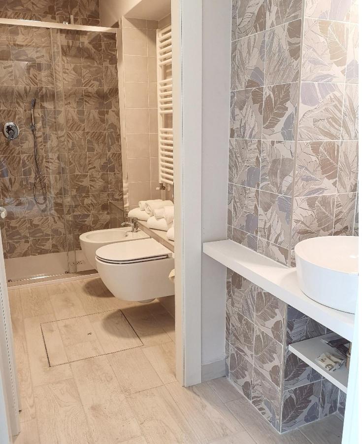 Appartamenti Smart A 30M Da Viale Dante E 100M Dal Mare Riccione Buitenkant foto