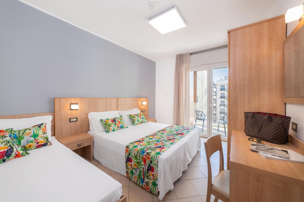 Appartamenti Smart A 30M Da Viale Dante E 100M Dal Mare Riccione Buitenkant foto